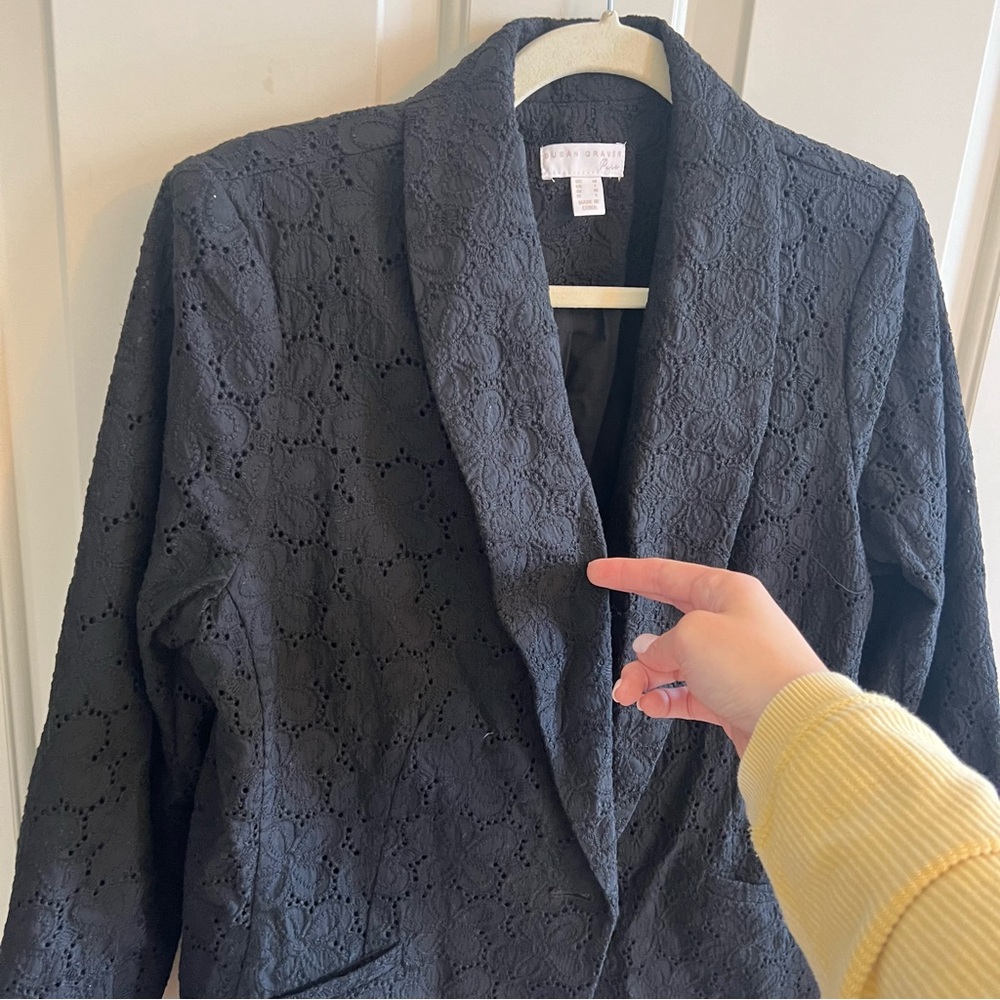SUSAN GRAVER | PURE Cotton Eyelet Blazer - Picture 7 of 8
